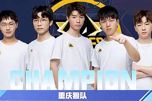 她立即判断